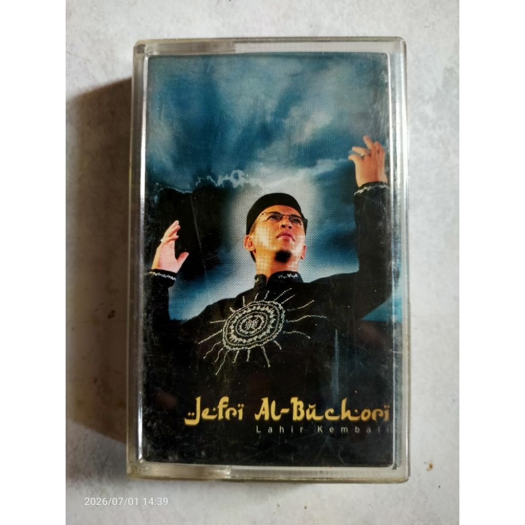 kaset pita JEFRI AL-BUCHORI "lahir kembali"