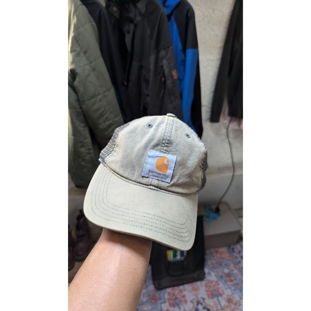 topi carhartt