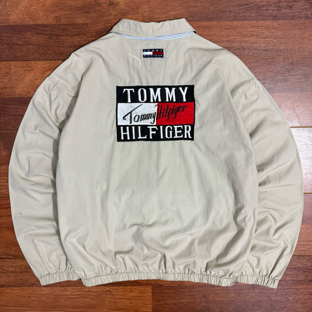 Vintage tommy hilfiger big logo jacket