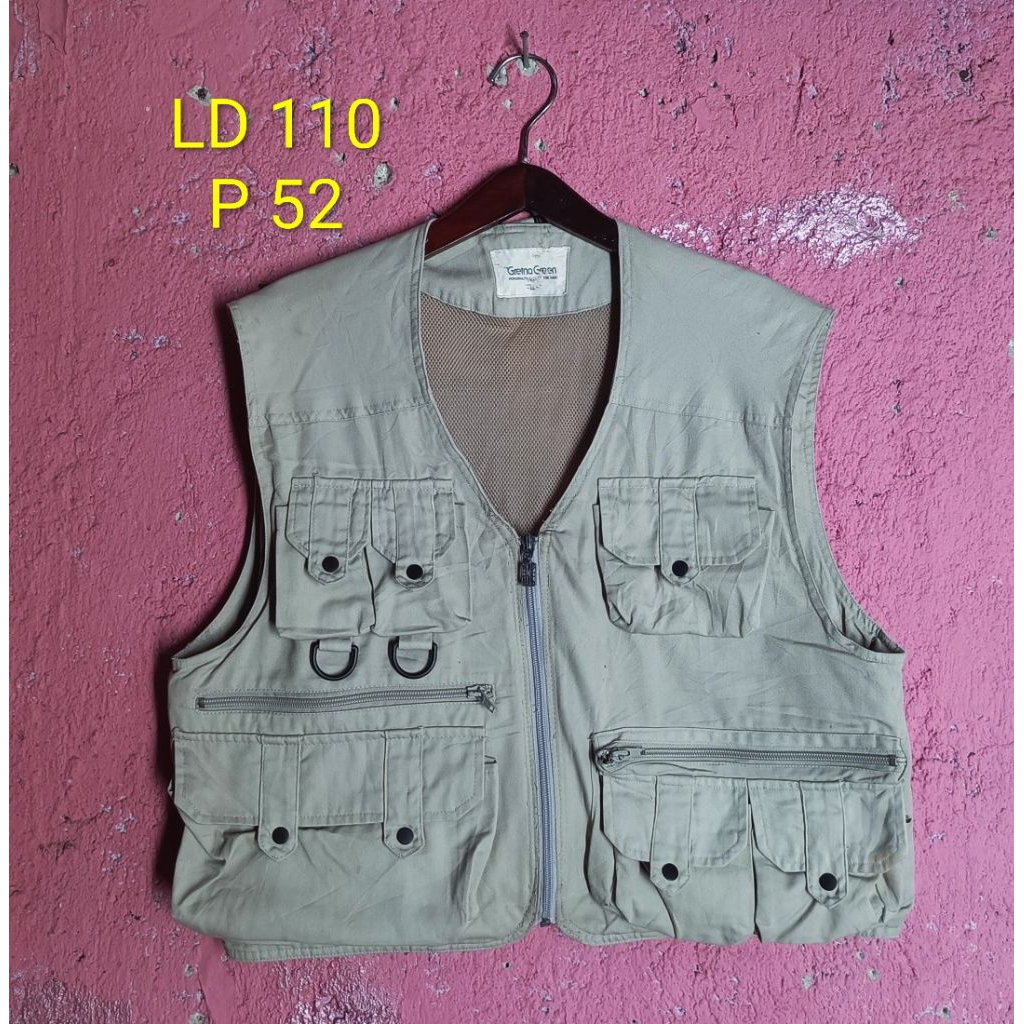 Vest/rompi mancing tactical pocket gretna green