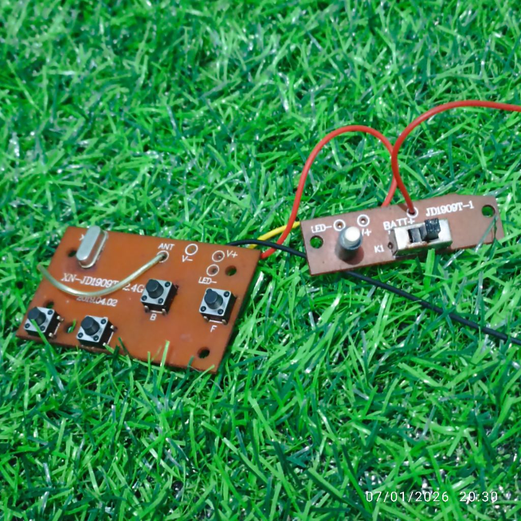 Modul Remote RC Rock Crawler 4wd 2.4Ghz Remote Control Transmitter XN-JD1909T-2.4G Tes Nyala Gamblin