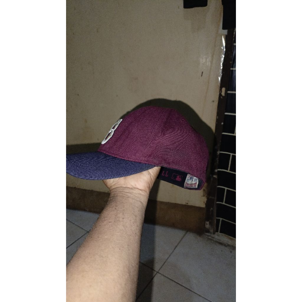 Topi MLB second branded