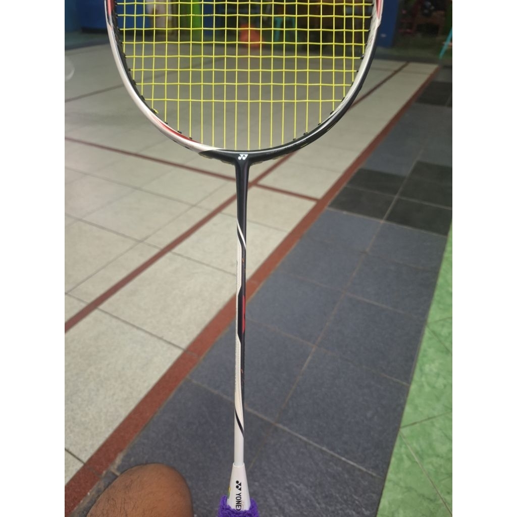 yonex duora z strike second