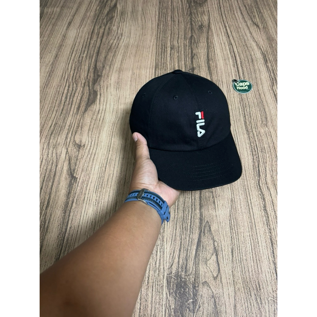 Topi Fila