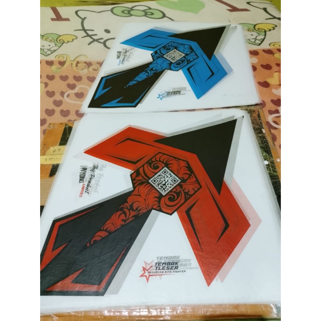 kertas layangan sukoi