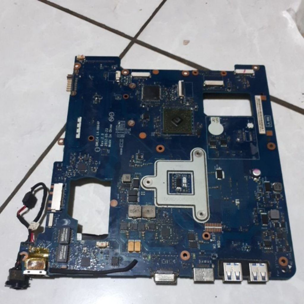 mobo laptop samsung np355v4x matot