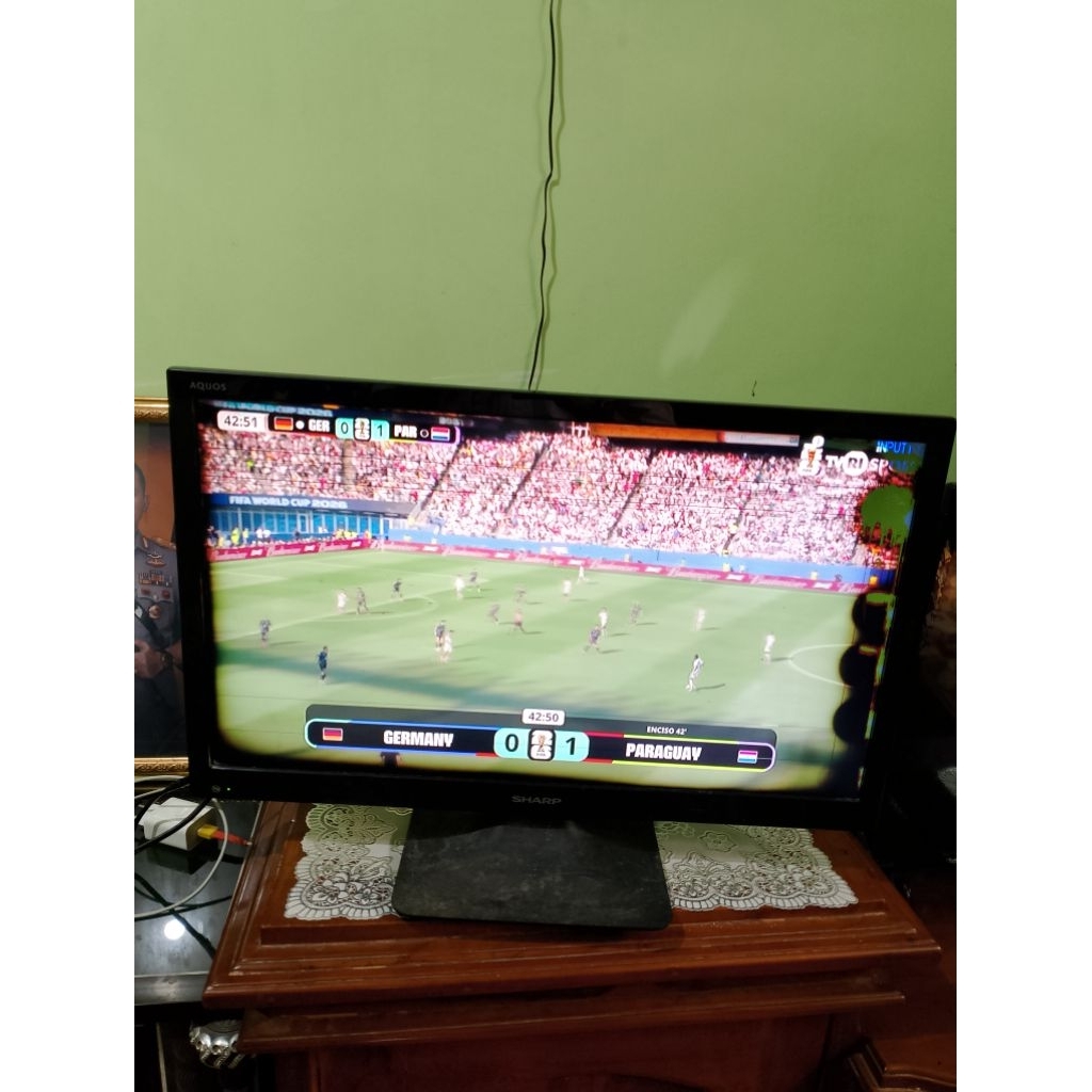 TV LED Sharp Auquos 21 inch (Minus Seperti di Foto ada Tompel dan Speker Mute)