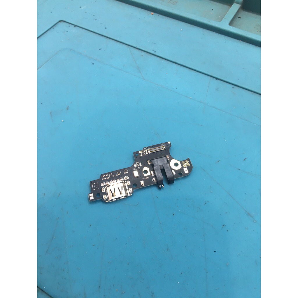 PAPAN CAS REALME 5i