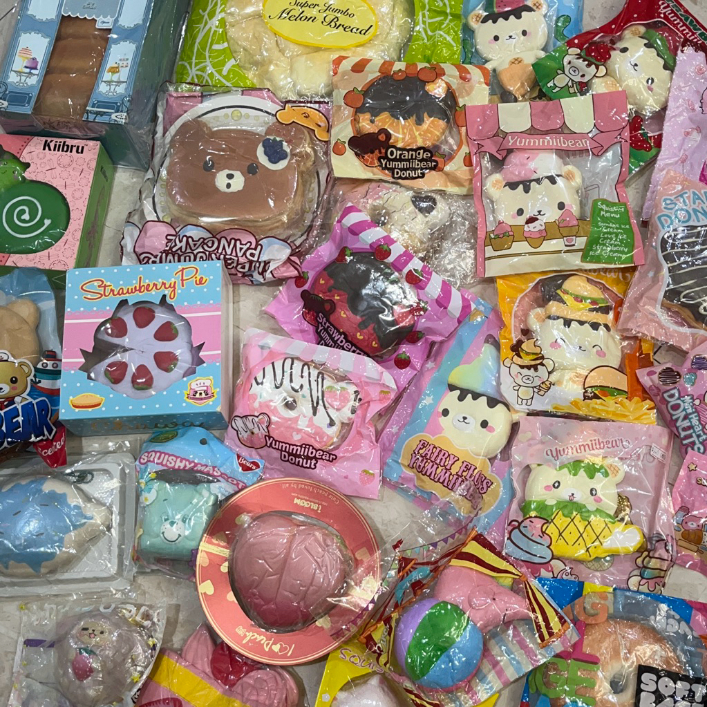 SQUISHY LICENSED BRANDED ORI PRELOVED YUMIIBEAR CREAMIICANDY IBLOOM KIIBRU PUNIMARU BAGEL ICE CREAM 
