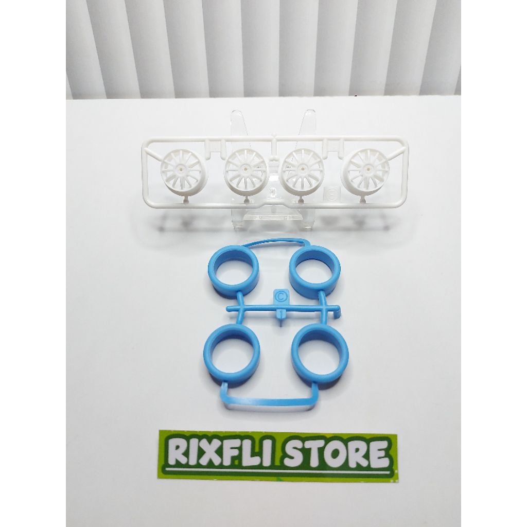 Velg dan Ban Tamiya KIT DAXING Series AVANTE MK.III WHITE SPECIAL Ukuran MEDIUM JARI-JARI Part Copot
