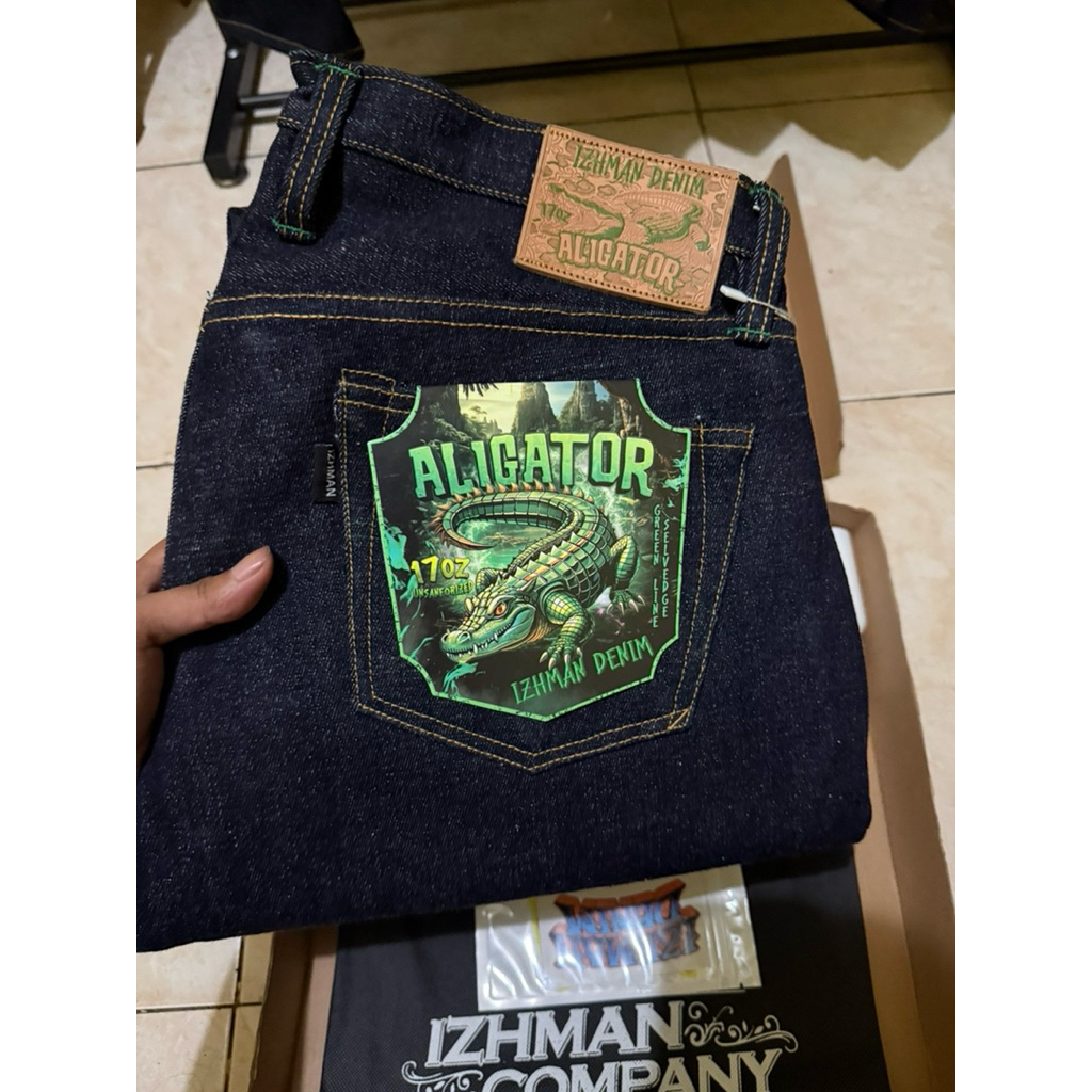 IZHMAN DENIM - ALIGATOR 17oz Unsanforized