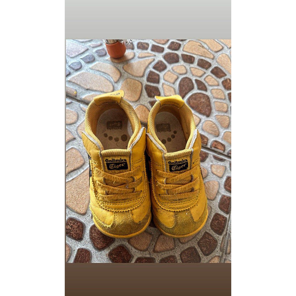 Preloved sepatu Onitsuka Tiger ORI ( sepatu anak)
