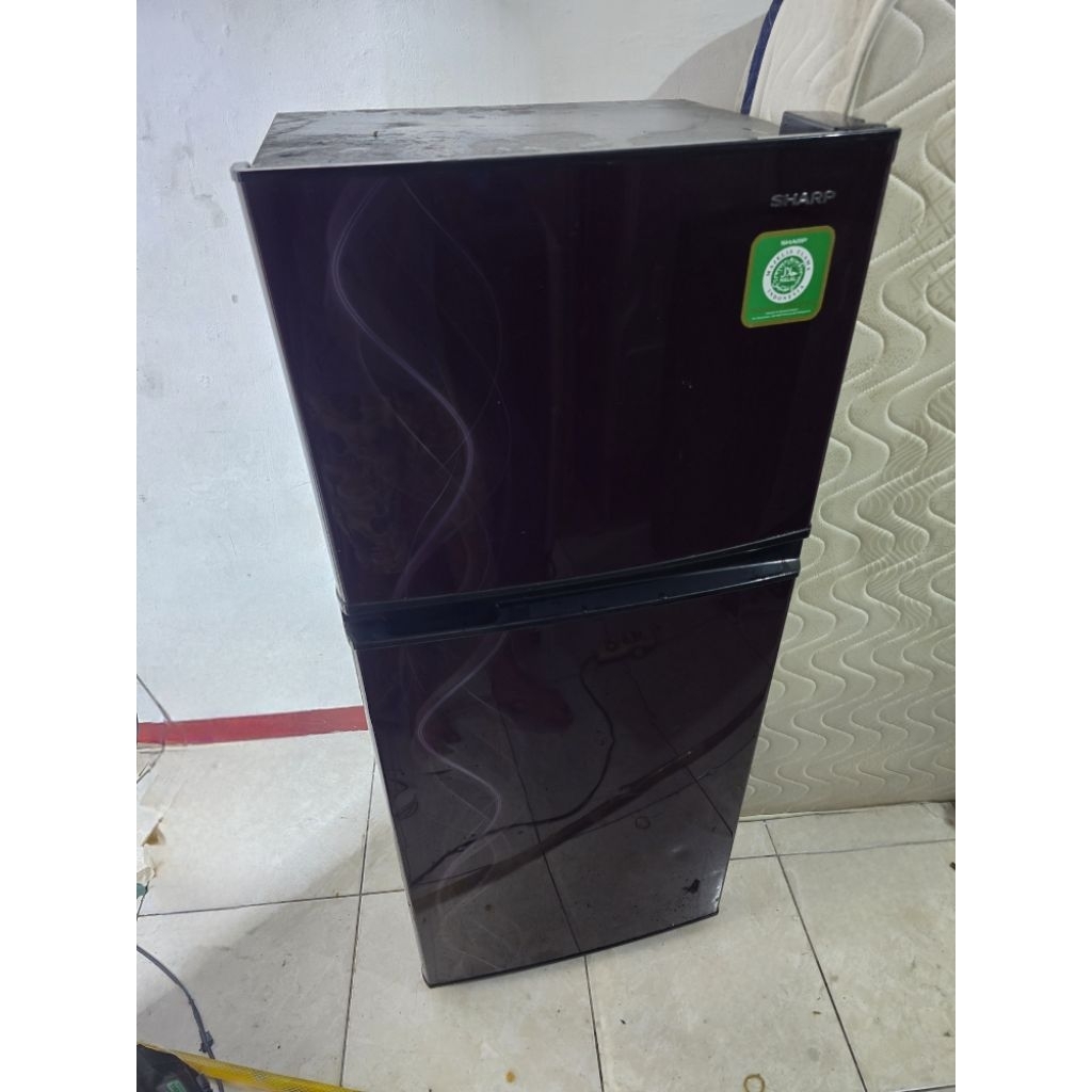 kulkas 2 pintu sharp kecil
