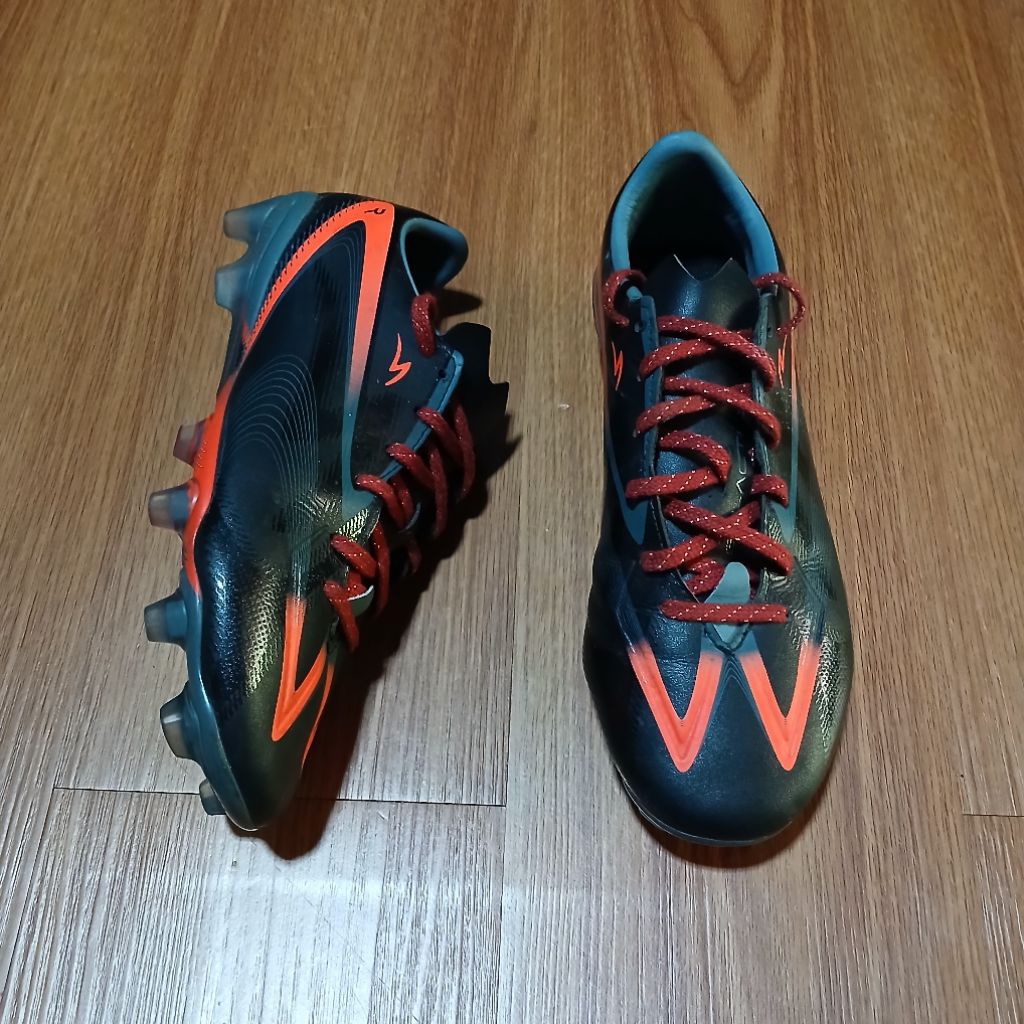 Sepatu Sepak Bola Specs Galactica Morph Nv Size 38 Second