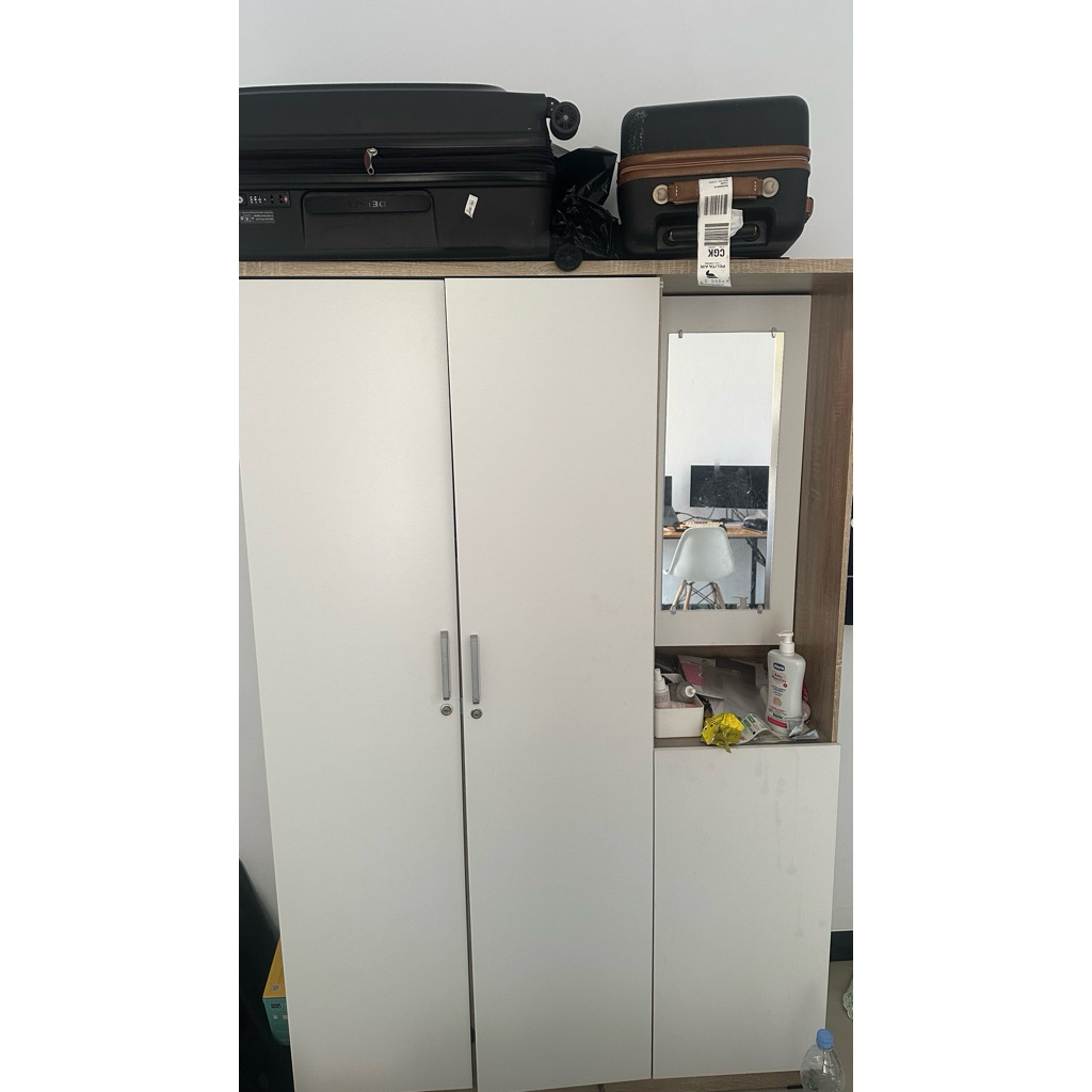 (Second) Cubic Lemari Pakaian Minimalis / Lemari Baju 3 Pintu / LUNA LPM 301