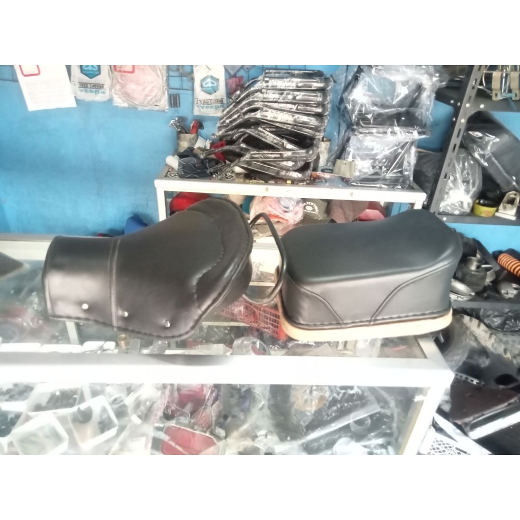 jok pisah/jok 2 Vespa super ps px sprint vbb original