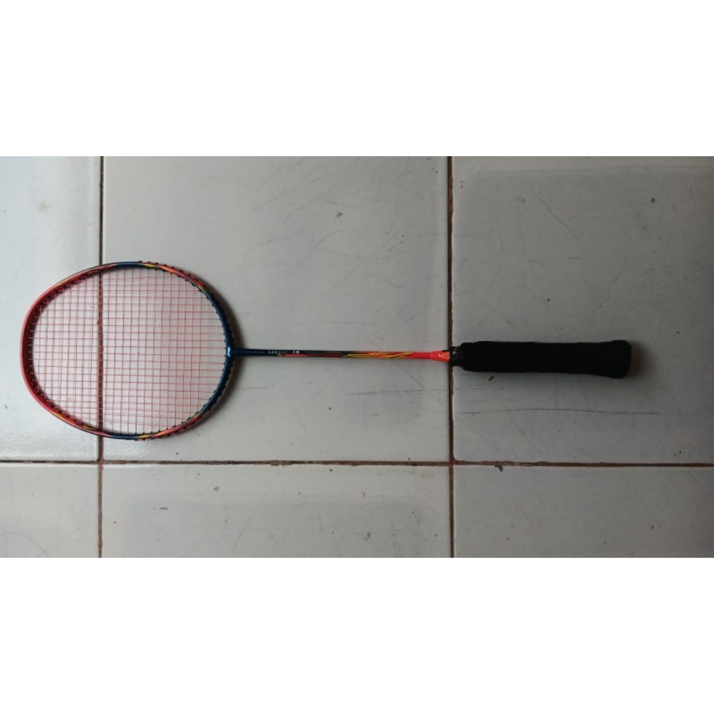 Raket Lining Combat Z8 Second, Senar Yonex BG66 Ultimex Tarikan 27