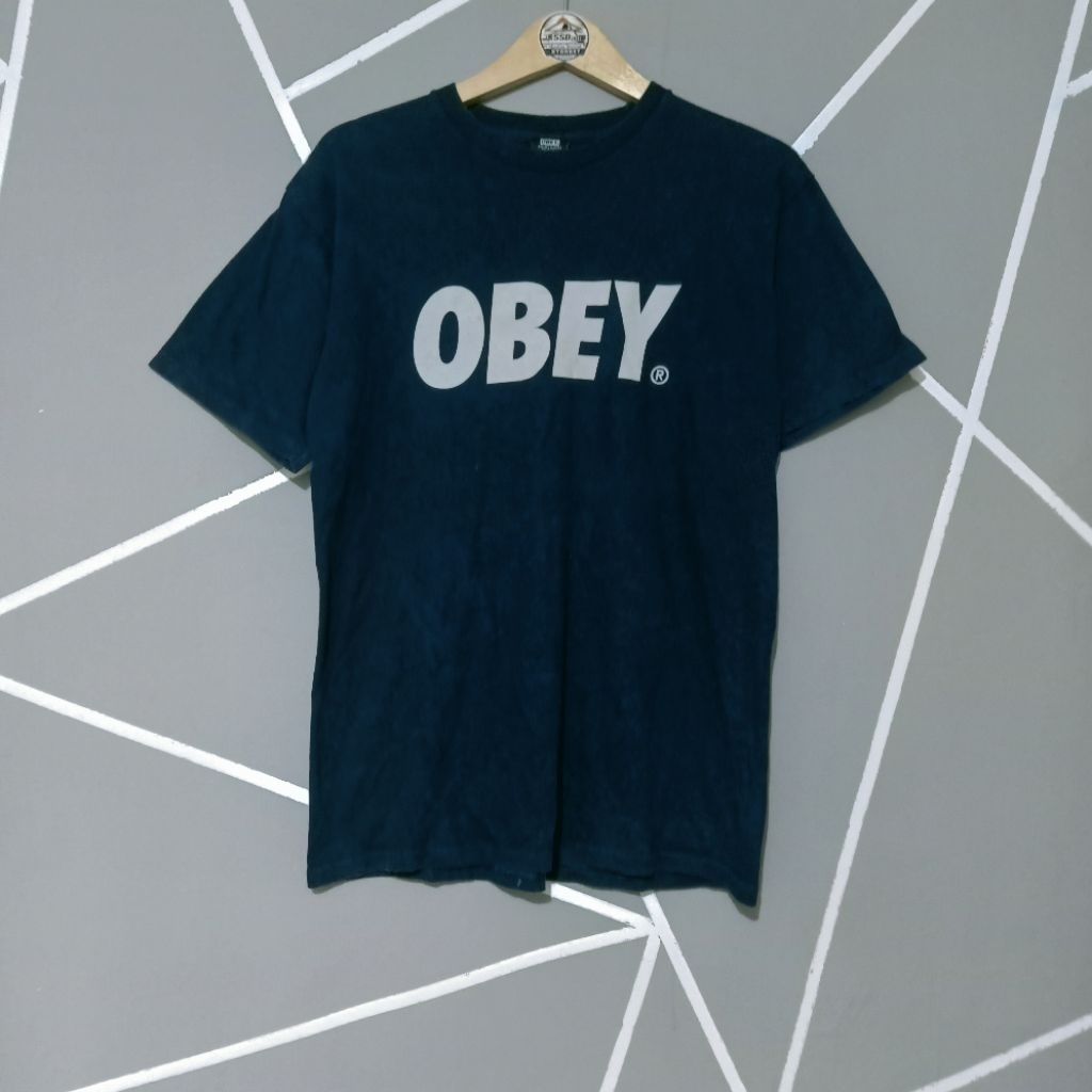 T-Shirt Kaos OBEY Original