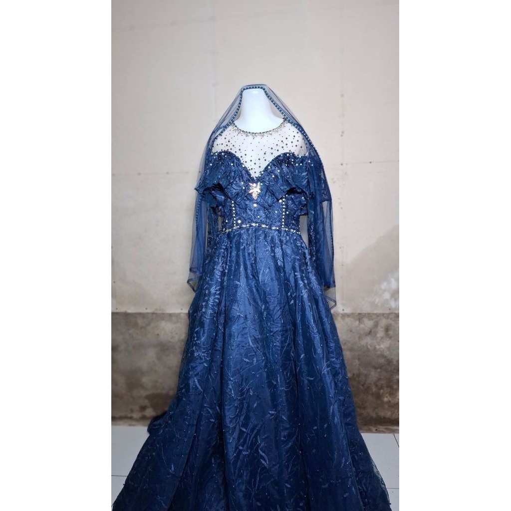gaun navy