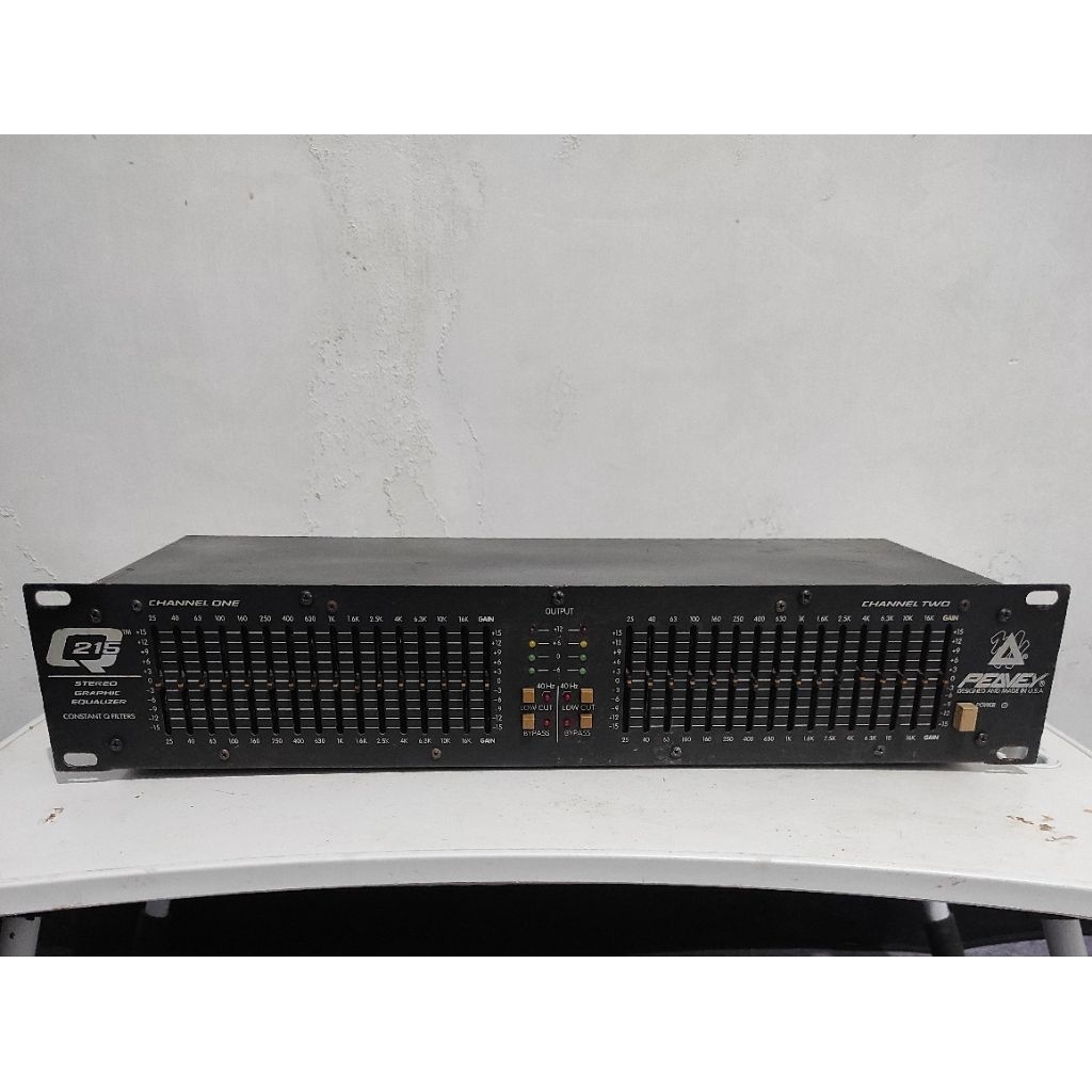 EQUALIZER PEAVEY Q215 SECOND ORIGINAL USA