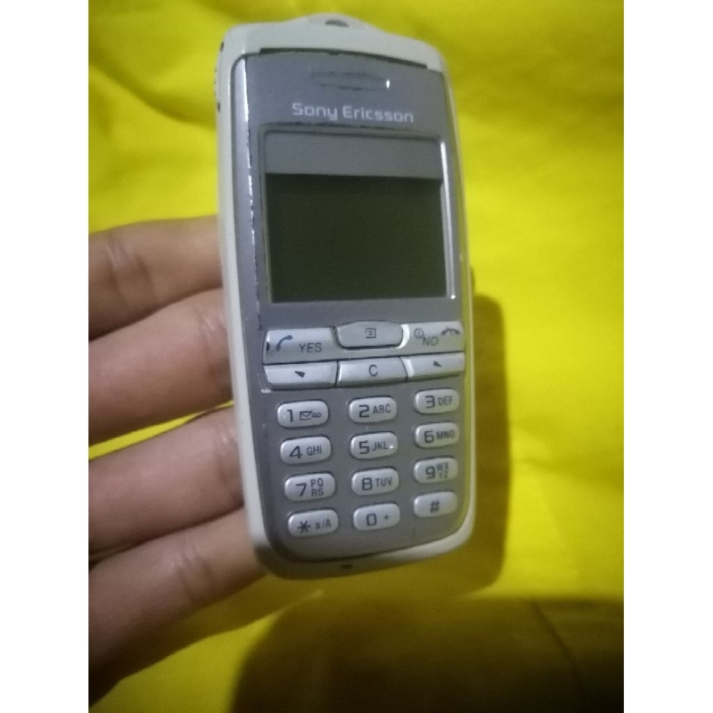 hp sony Ericsson jadul-buat koleksi mesin original