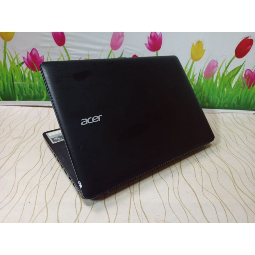 Laptop Acer One Z1402 Core i3 Gen5 /8GB /128 GB