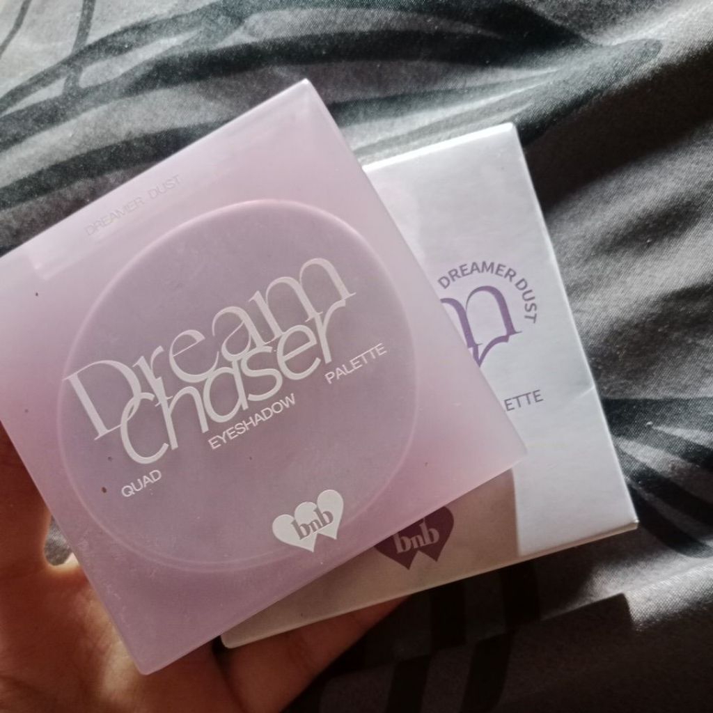 Preloved eyeshadow bnb dream chaser 04 ada box
