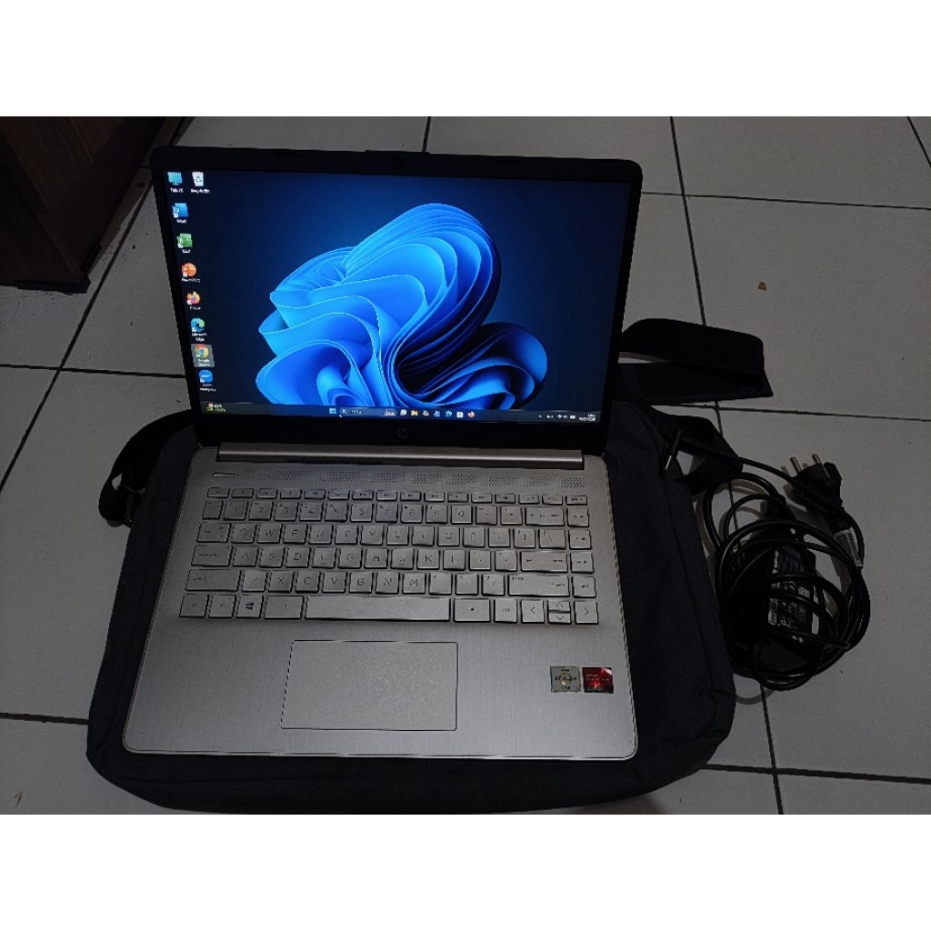 LAPTOP HP 14s fq0023au Athlon Gold 3150 U Ram 12/512 GB Second