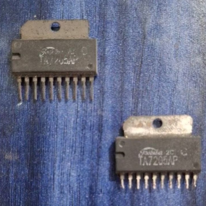 IC TA7205AP