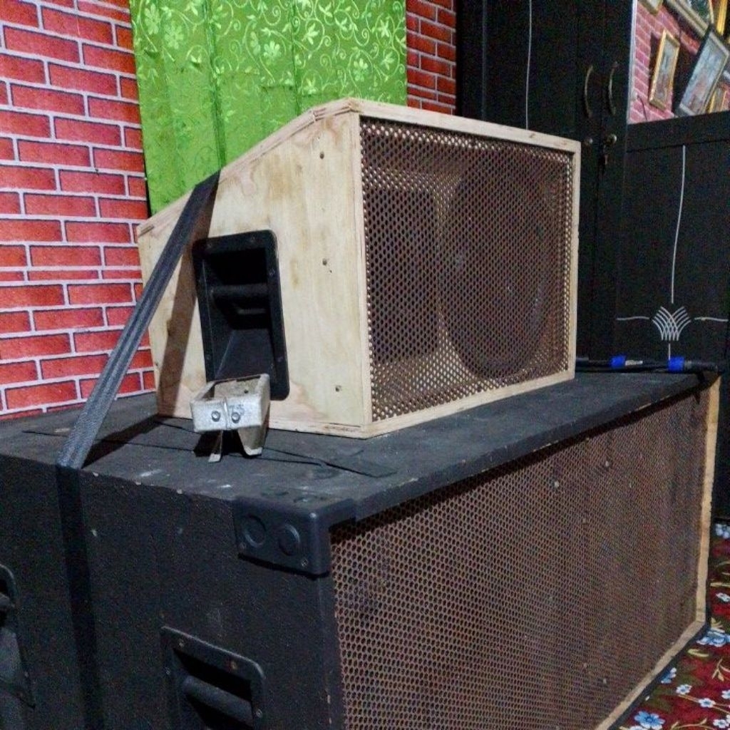 box Line array 12inch