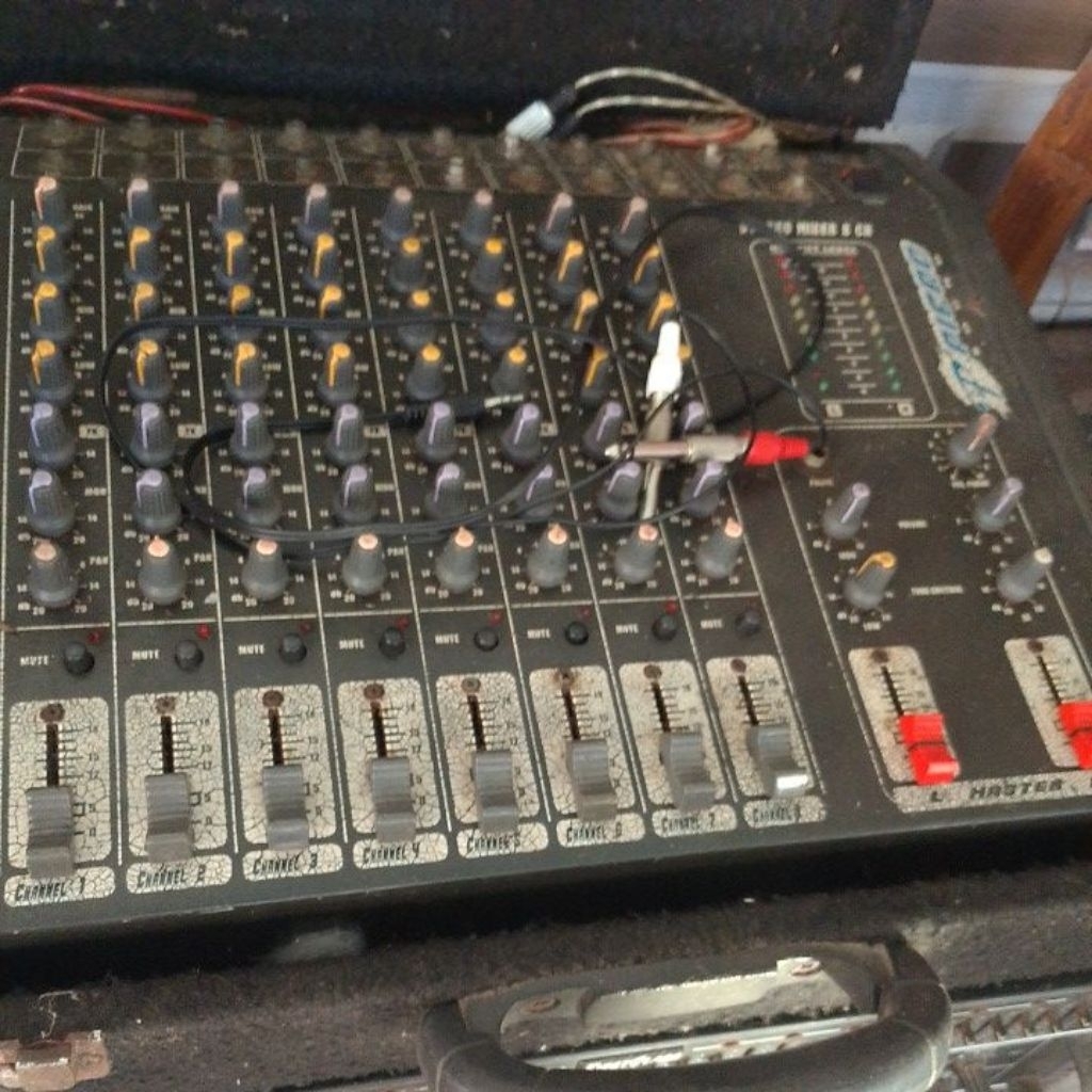 mixer 8 Chanel bekas normal