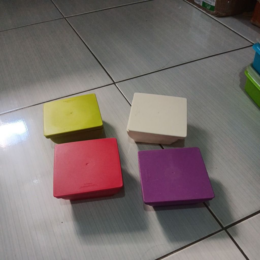 ichigo tupperware