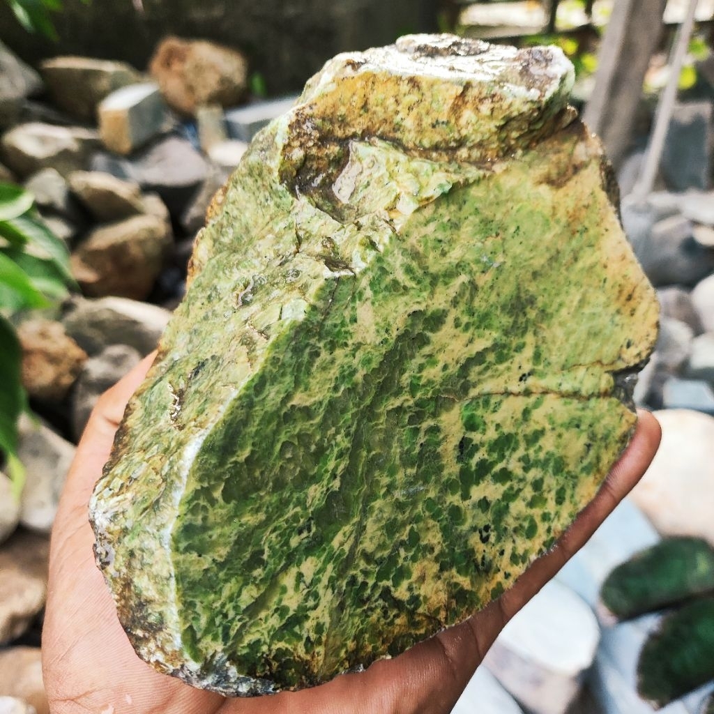 Batu giok aceh nephritejade 2kg