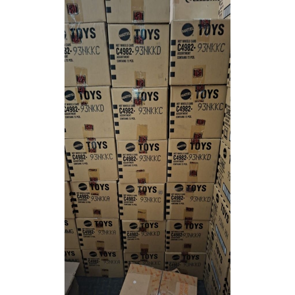 Hotwheels 1 dus LOT K 2026  isi 72 pcs, original, segel SNI
