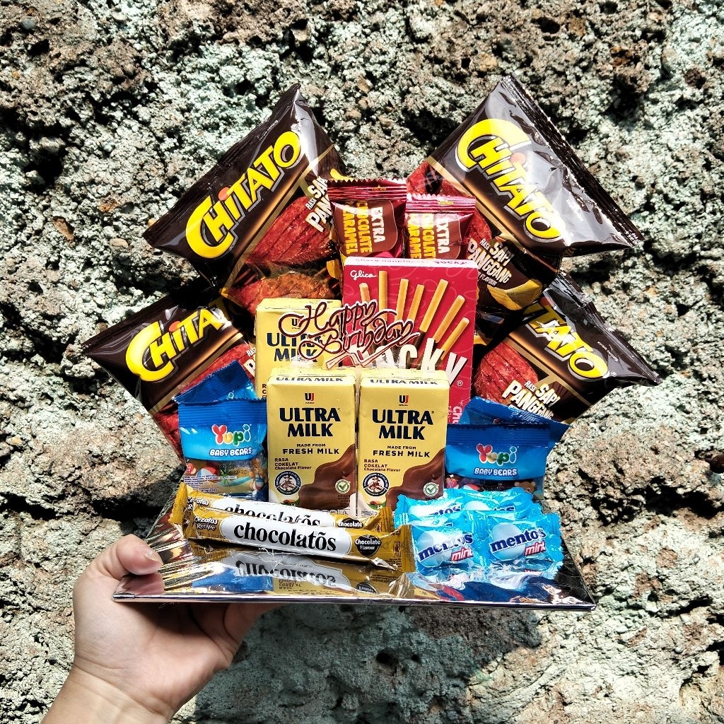 Kue Ulang Tahun Snack / Kue ultah snack / Snack Graduation / Wisuda /snack tower / kue ulang tahun