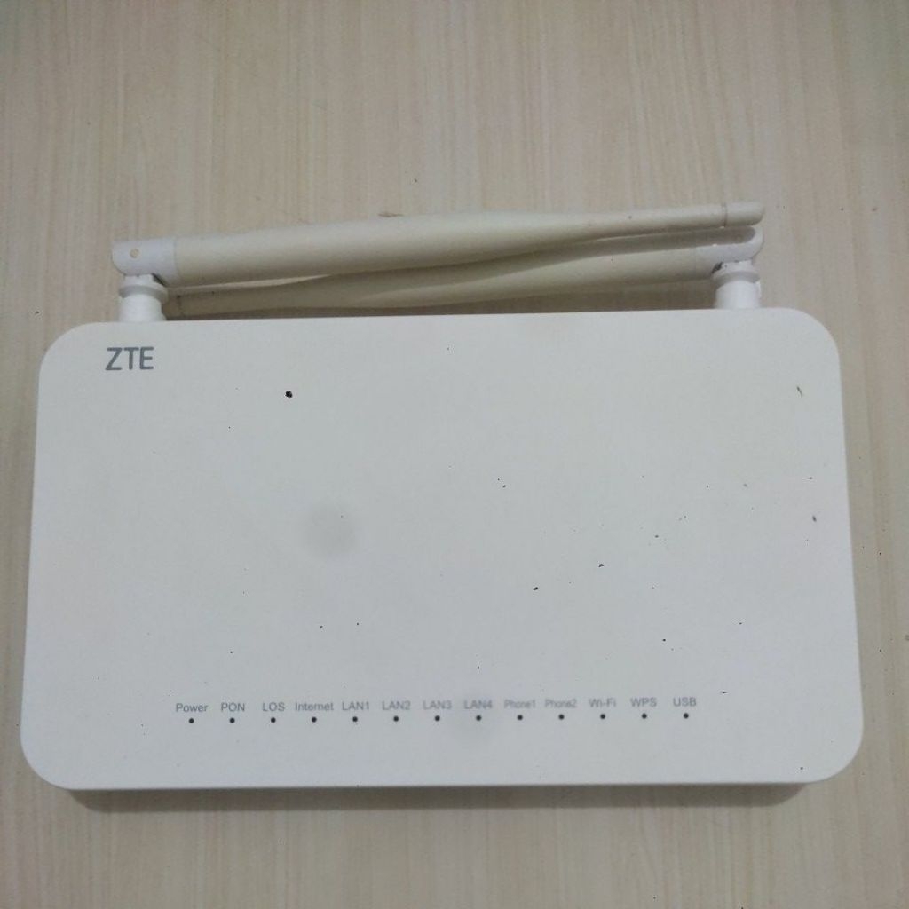 ZXHN F609 ( ZTE Router GPON ONT F609 + Adaptor