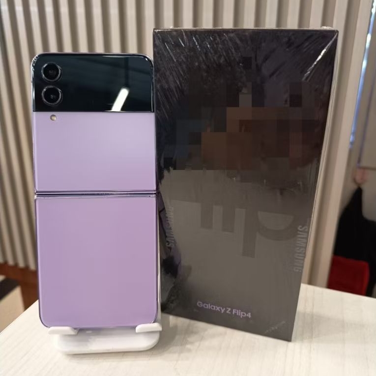 Samsung Z Flip 4 8/512GB Resmi Second