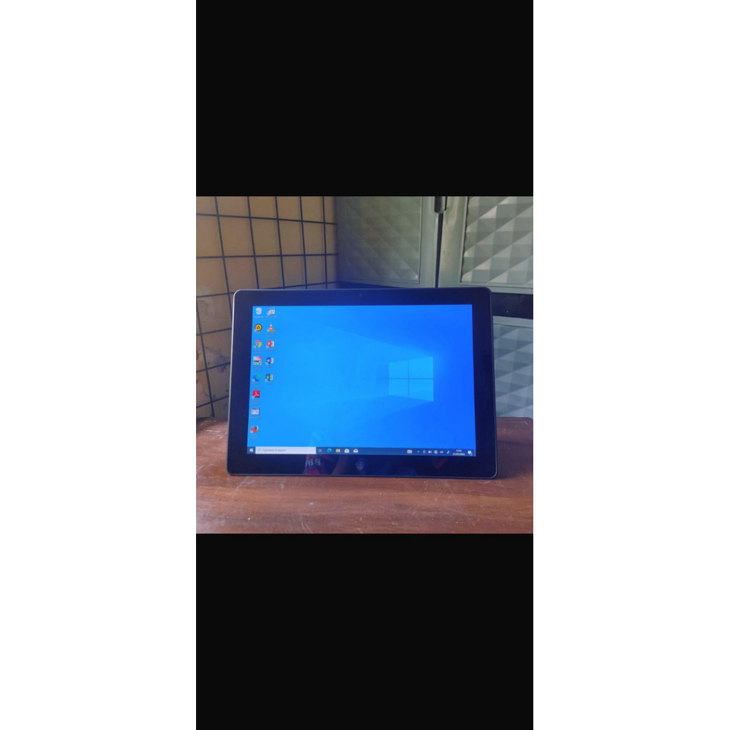 tablet windows hp m3 7y30 setara i3 gen 7 ram 4gb ssd 128gb
