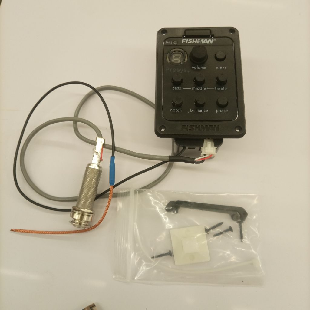 EQ Fishman Presys + / Equalizer Fishman Presys + / Ekualiser Fishman Presys + / EQ Guitars Accoustic