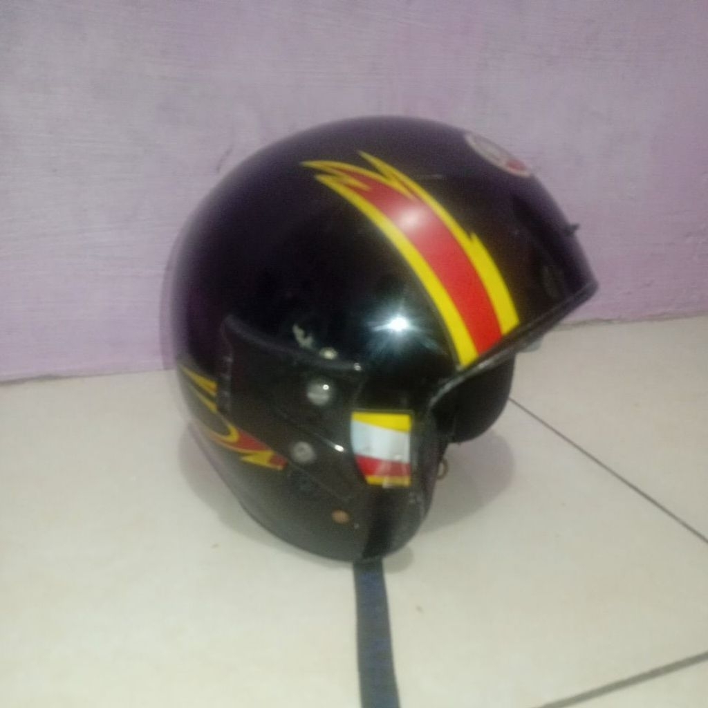 helm Yamaha jadul