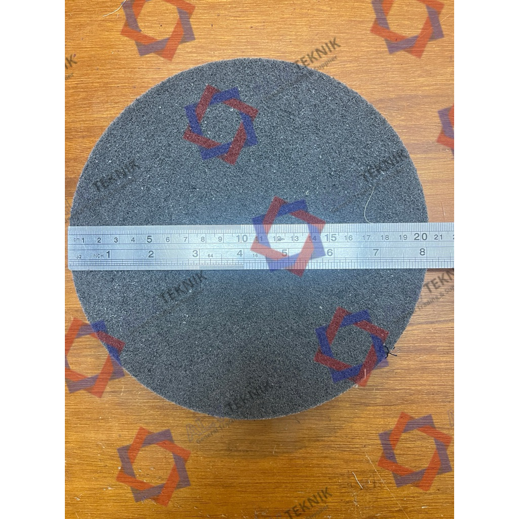 Non woven 8” x 2” poliac wheel