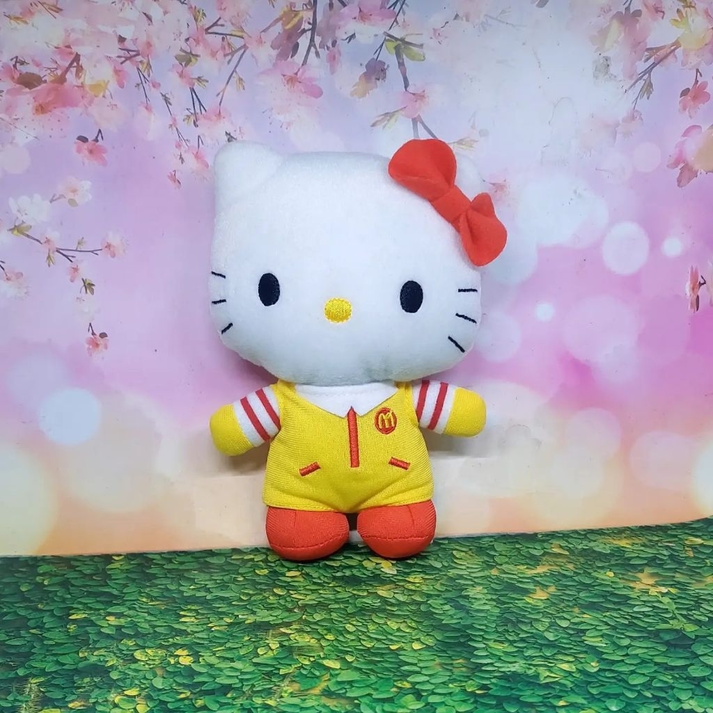 Preloved boneka Hello Kitty seragam Ronald McDonald Mcd Happy Meal hk