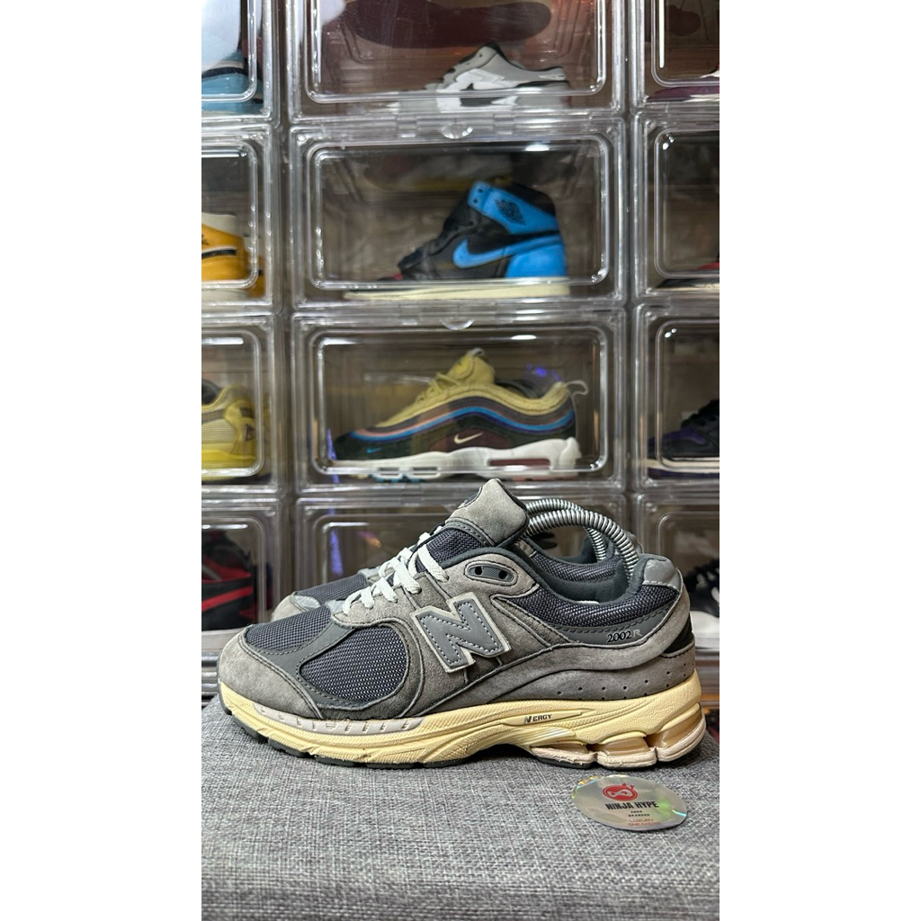 NEW BALANCE 2002 R BLACK DARK GREY , NB 2002 R DARK GREY , NEW BALANCE , NB 2002 , SNEAKERS , SHOES 