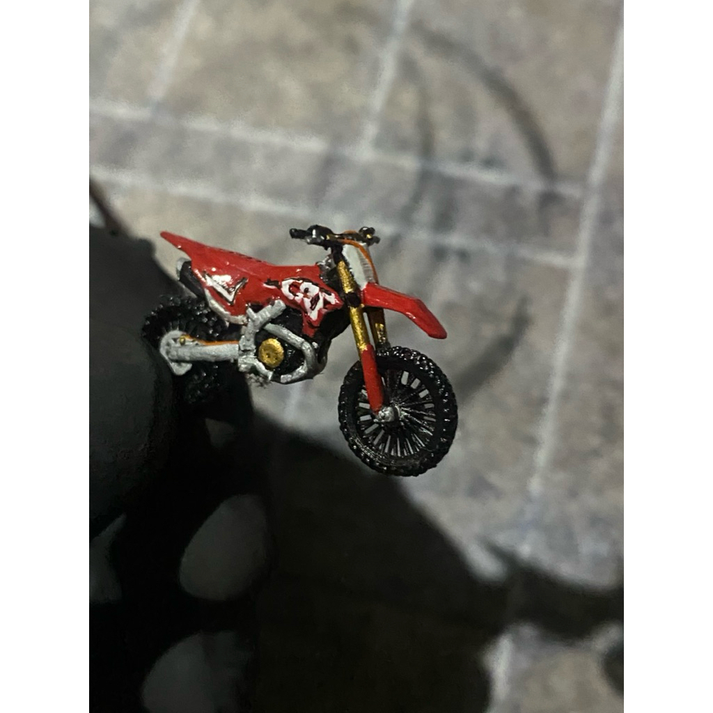 crf diecast acc diorama motor 1/64