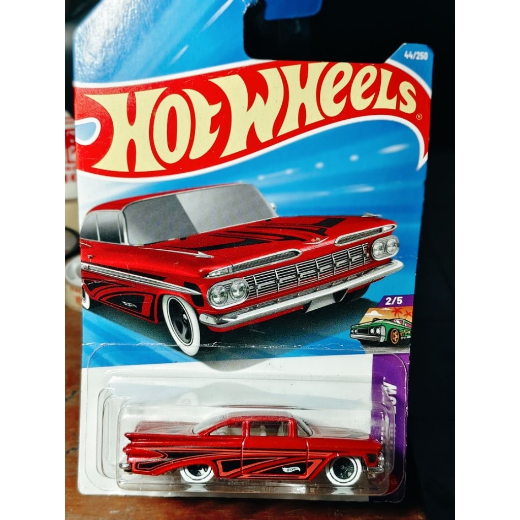 Hotwheels 59 chevy Impala