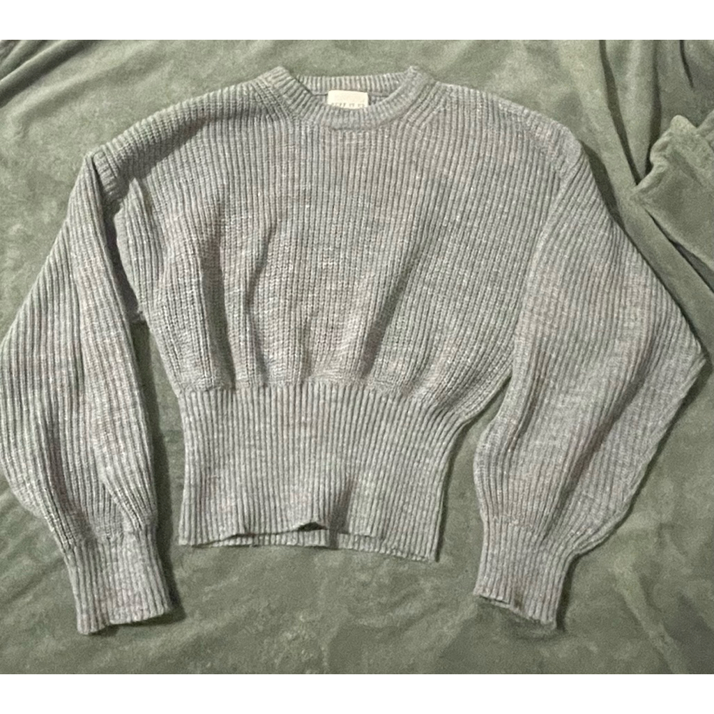 PL Puffy Crop Sweater Wanita