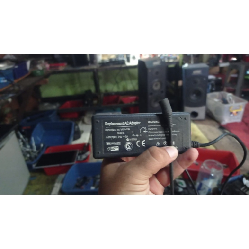 Adaptor 24 volt 32 amper.