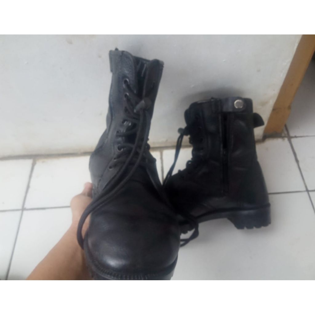 sepatu pdl resleting  TNI/polri second