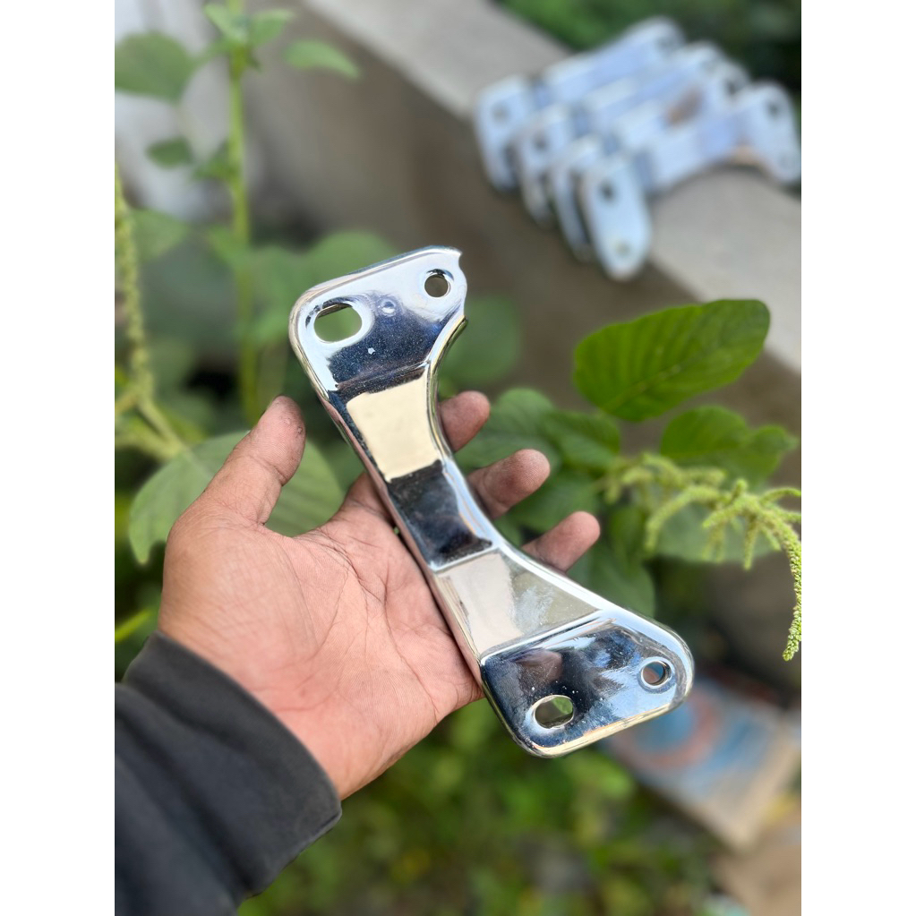 braket / pangkon knalpot mio 5tl , mio soul karbu.