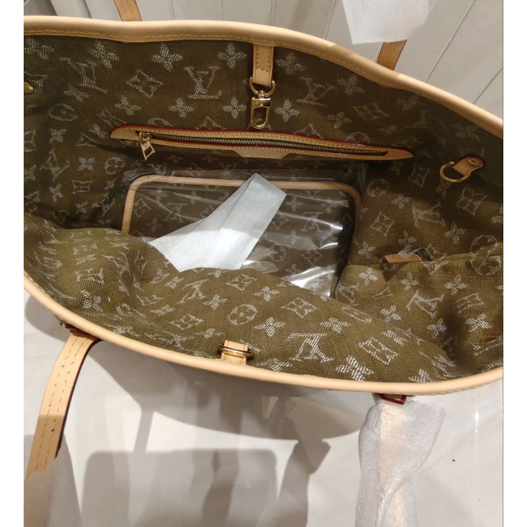 LV bag luxury bag saddle bag tote bag limited edition